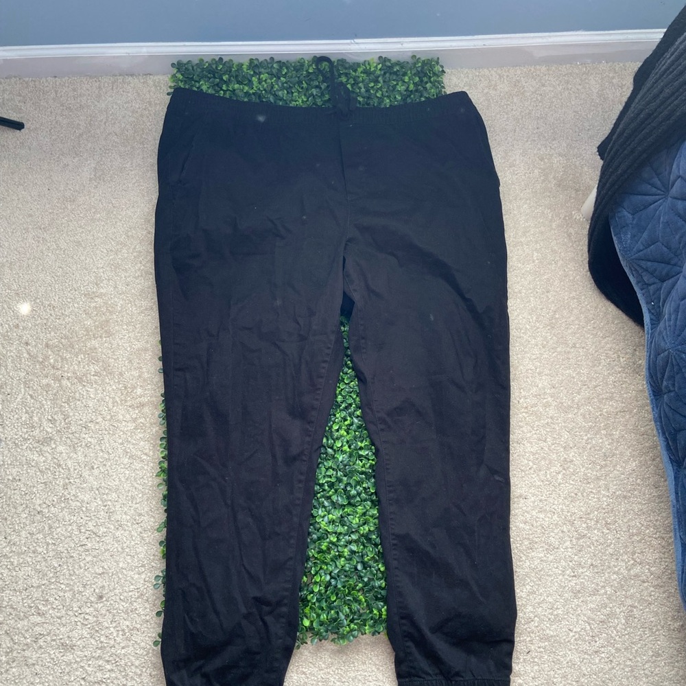 Perry Ellis black slacks 38x32